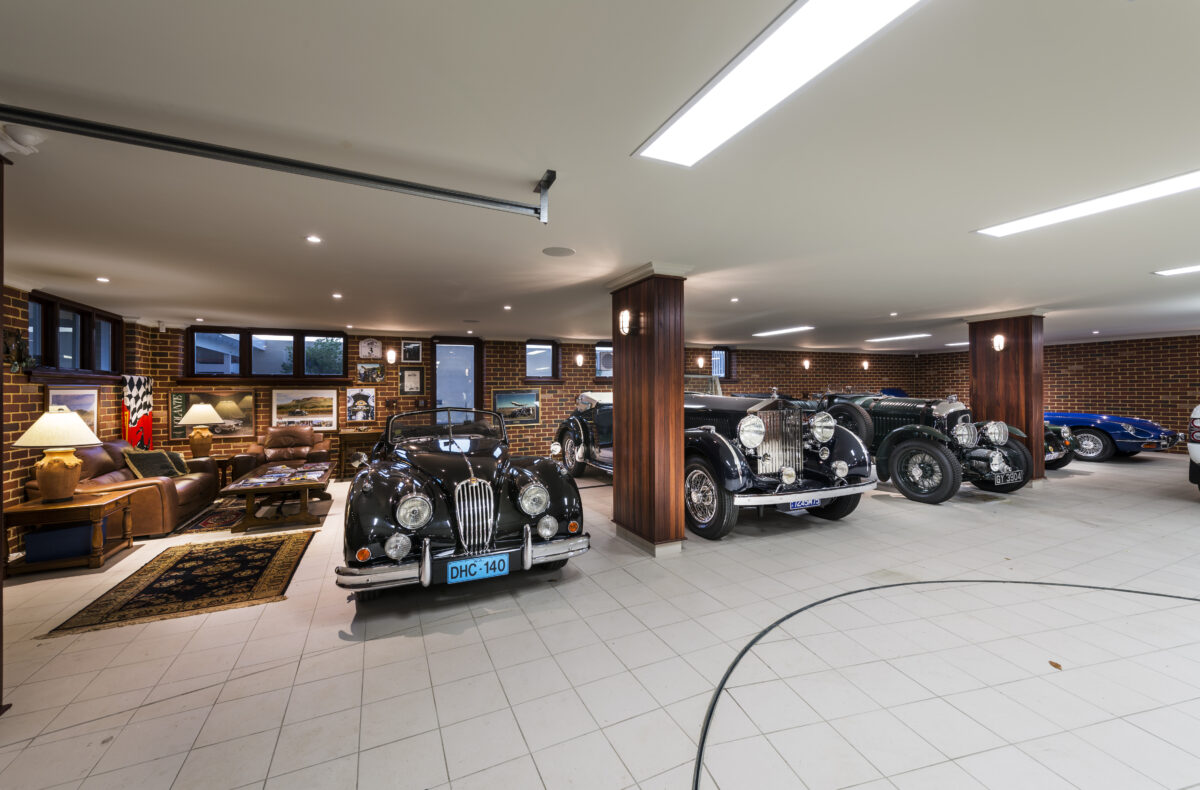 Luxury Garage