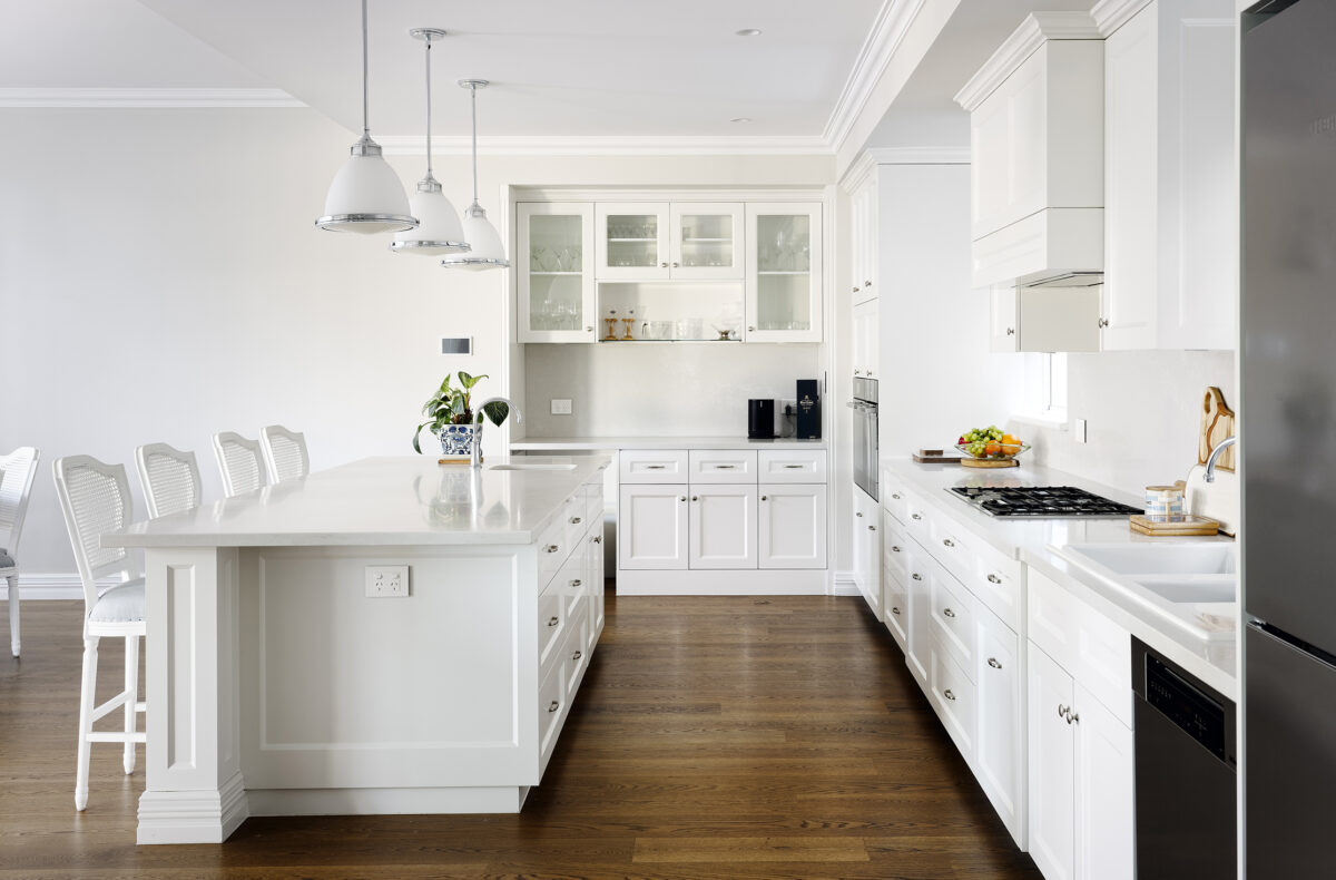 Hampton Manor - Kitchen