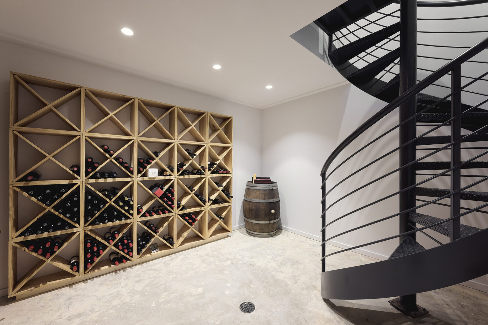 wine cellar in Client Home Maison Blanche in Dalkeith